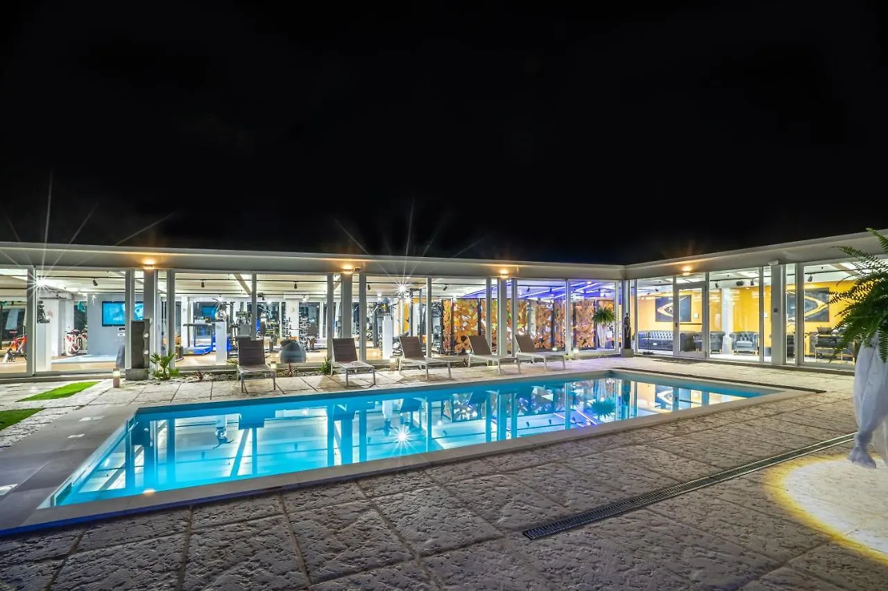 Bed & Breakfast Villa Vittoria B&B - Wellness Terme di Miradolo Italy